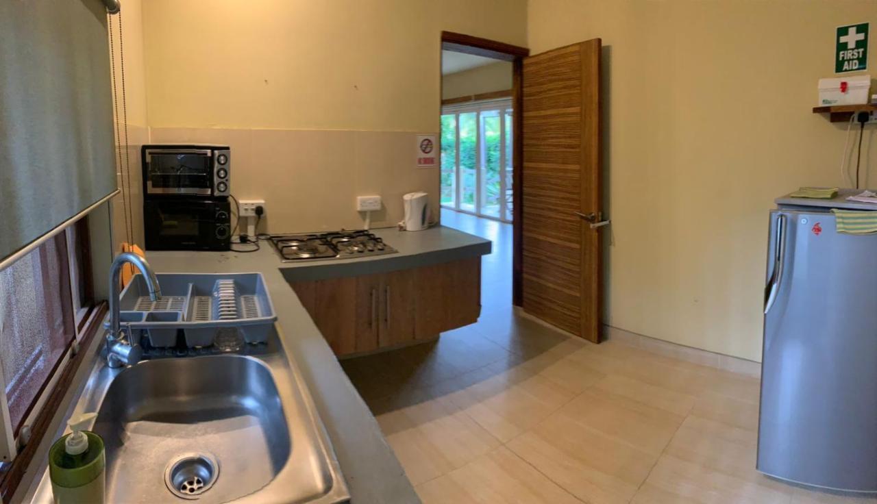 Beautique Studios Lot 78 Ла-Голет Экстерьер фото